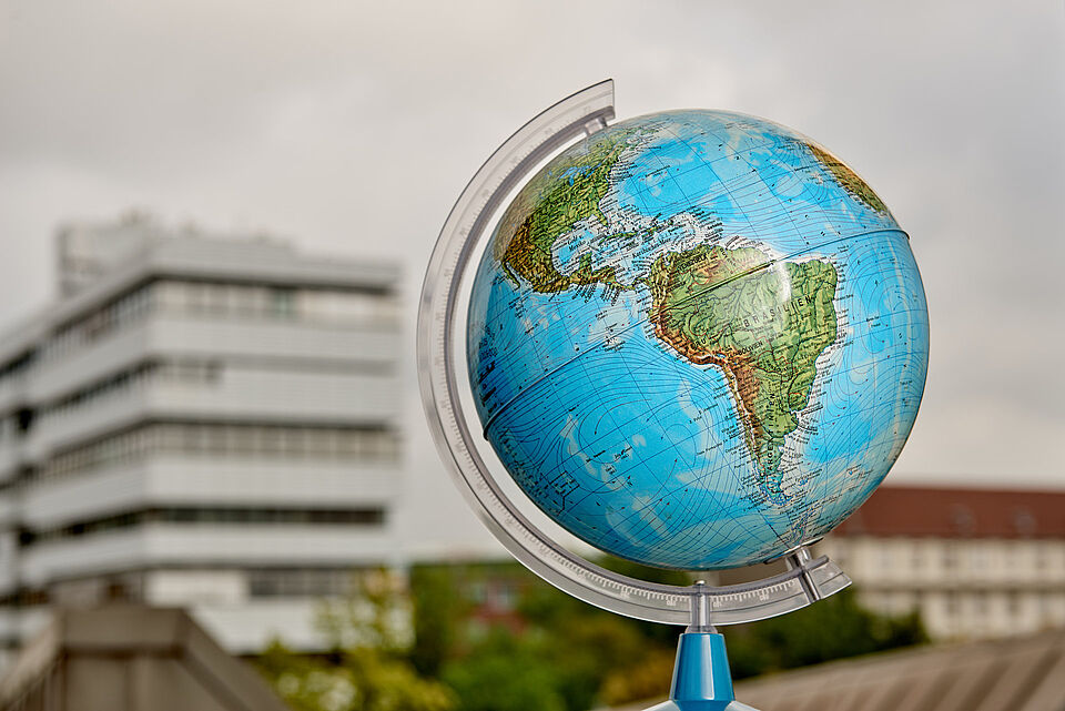 Globe